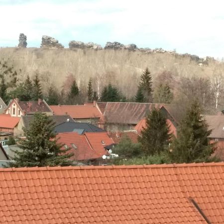 Отель Lindenhof / Gastehaus An Der Teufelsmauer Тале Экстерьер фото