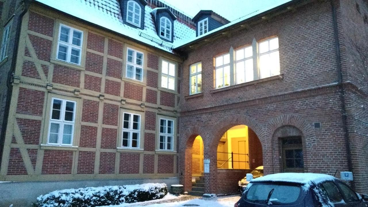 Отель Lindenhof / Gastehaus An Der Teufelsmauer Тале Экстерьер фото