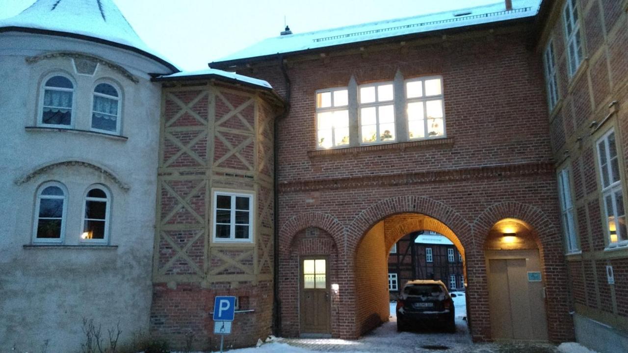 Отель Lindenhof / Gastehaus An Der Teufelsmauer Тале Экстерьер фото